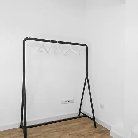 Apartment 9, Direkt Am Bahnhof אאכן