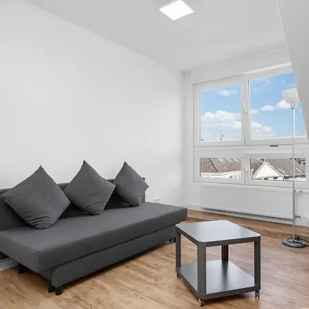 Apartment 9, Direkt Am Bahnhof